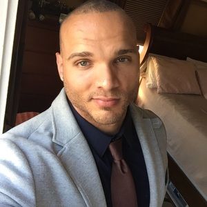 Meet your Posher, Dane